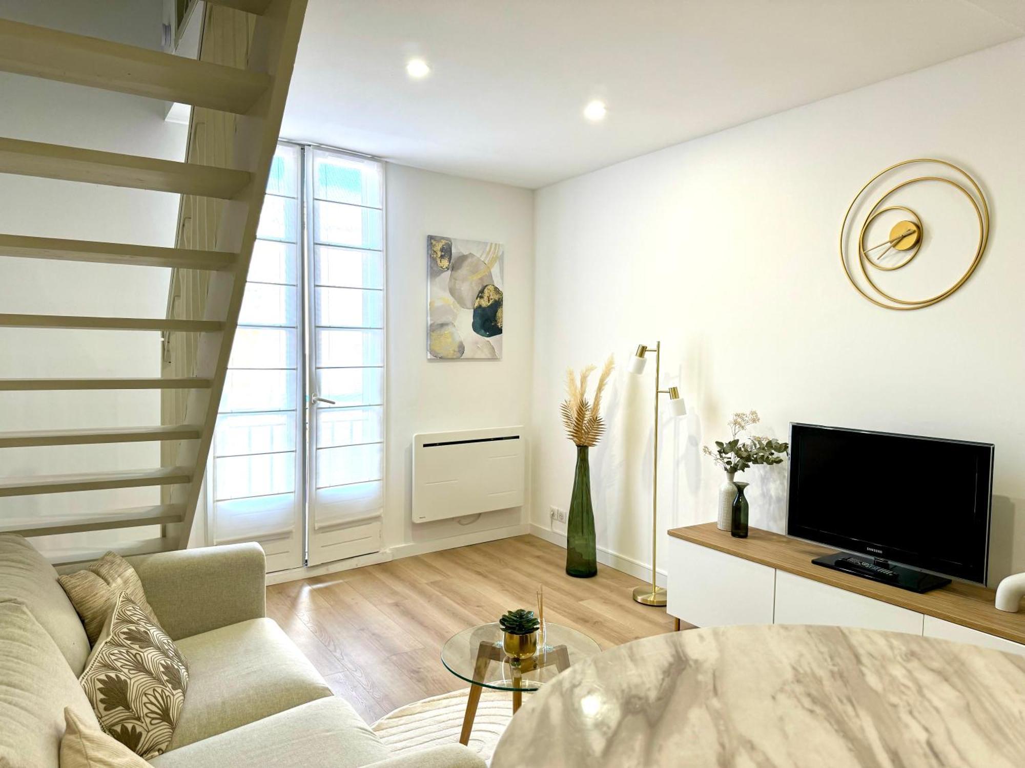 Au Golden Duplex - Centre - Clim - Parking Apartment Narbonne Bagian luar foto